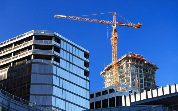 Строящееся здание