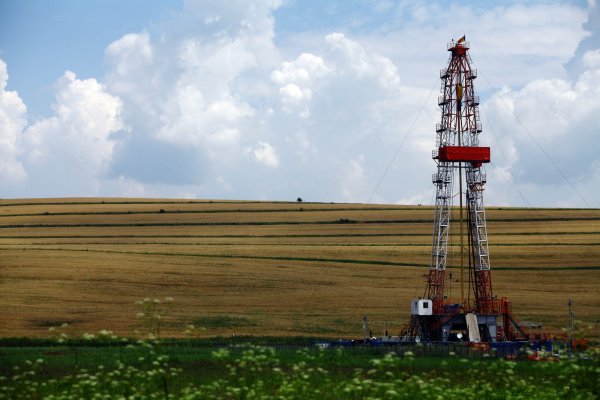 Бурение скважин на нефть и ГАЗ