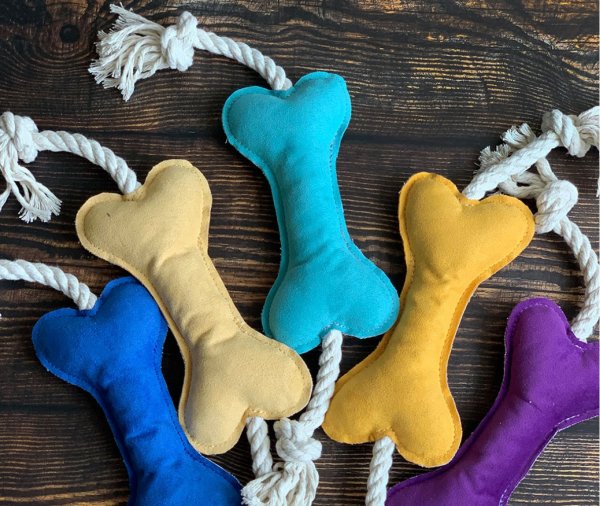 Игрушечная косточка для собаки