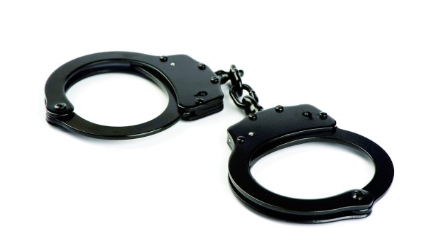 Полиция наручники