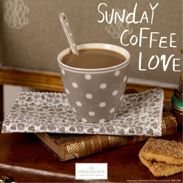 Чашка кофе в воскресенье