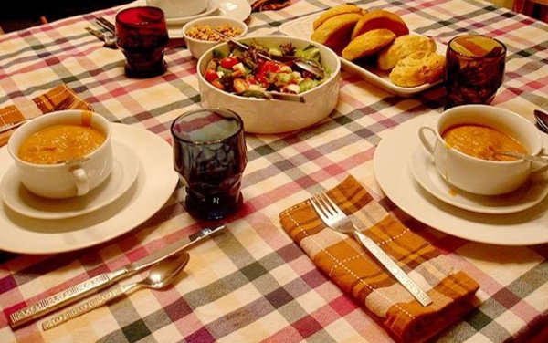 Вкусного завтрака и отличного настроения с надписями