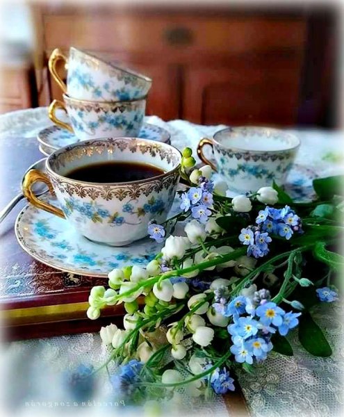 Утреннее чаепитие