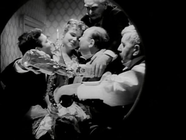 Воскресенье фильм по роману Толстого 2001