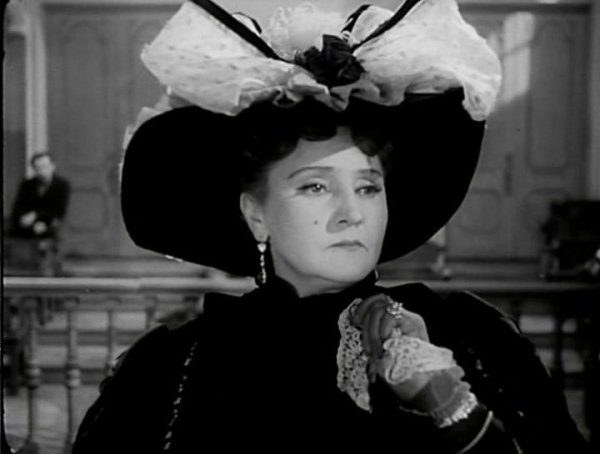 Тамара Сёмина в фильме воскресенье