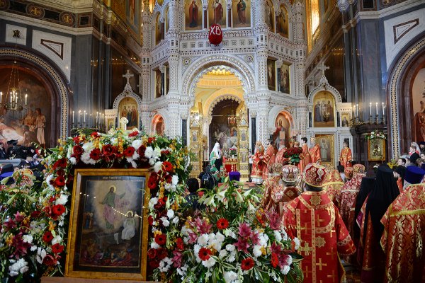 Храм Христа Спасителя в Москве иконы Воскресения