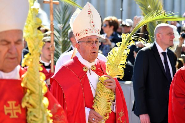 С пальмовым воскресеньем