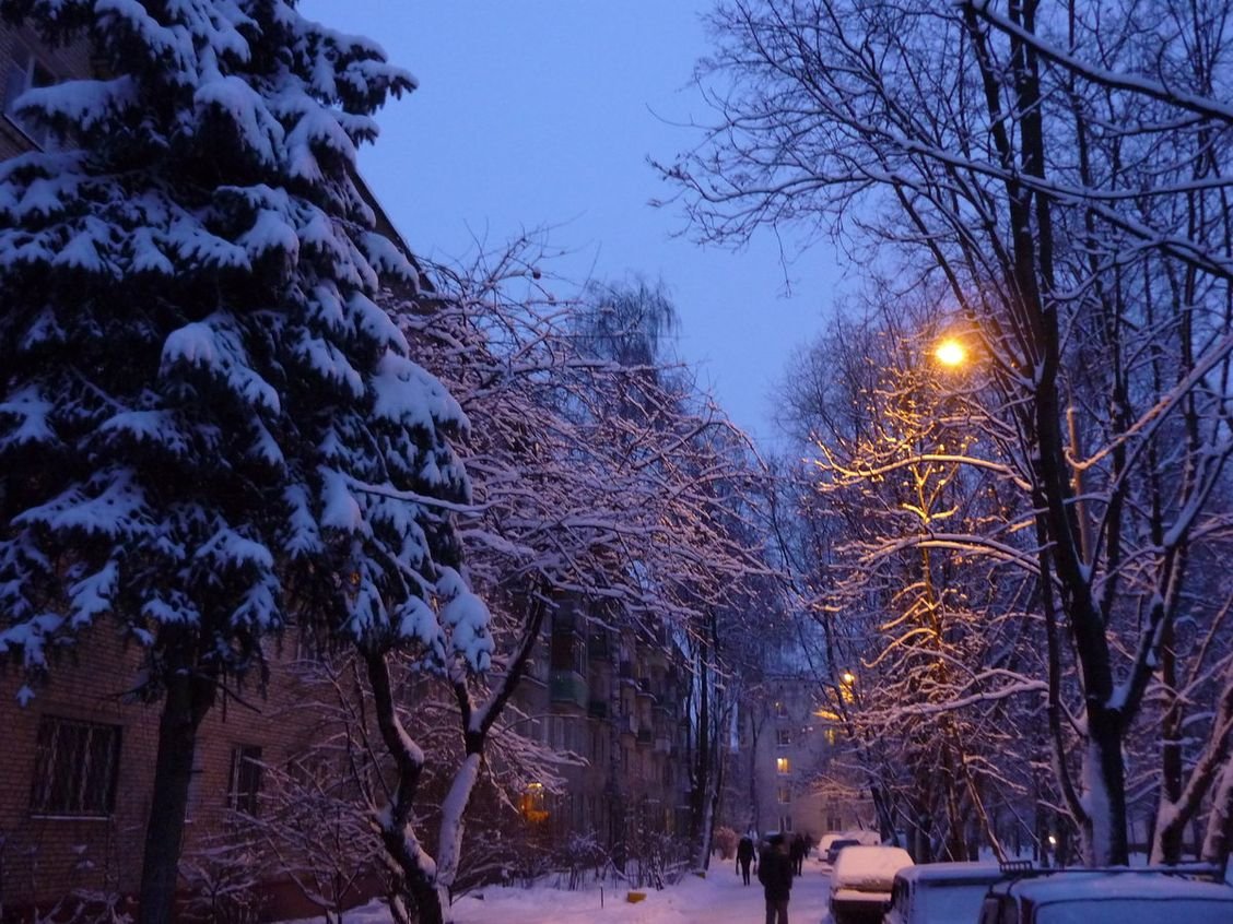 6 вечера зимой. Зимний вечер. Зимний вечер в городе. Зима. К вечеру. Вечерний зимний город.