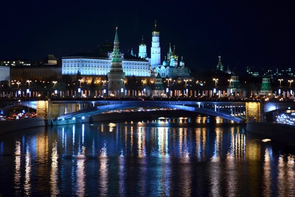 Москва вечером