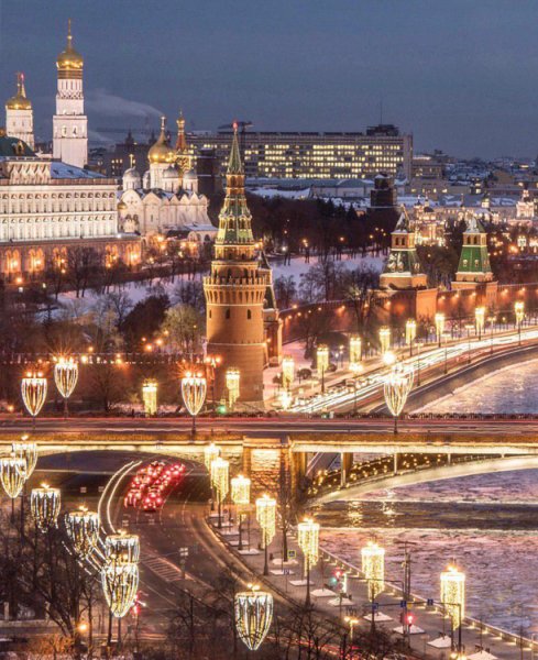 Вечерняя Москва