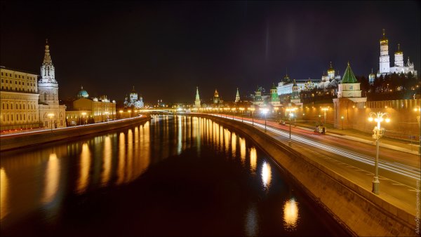 С днем рождения Москва