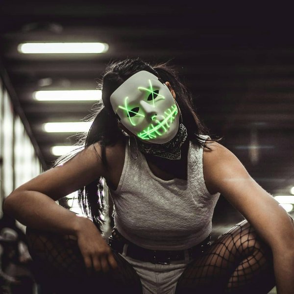 Неон маска Судная ночь