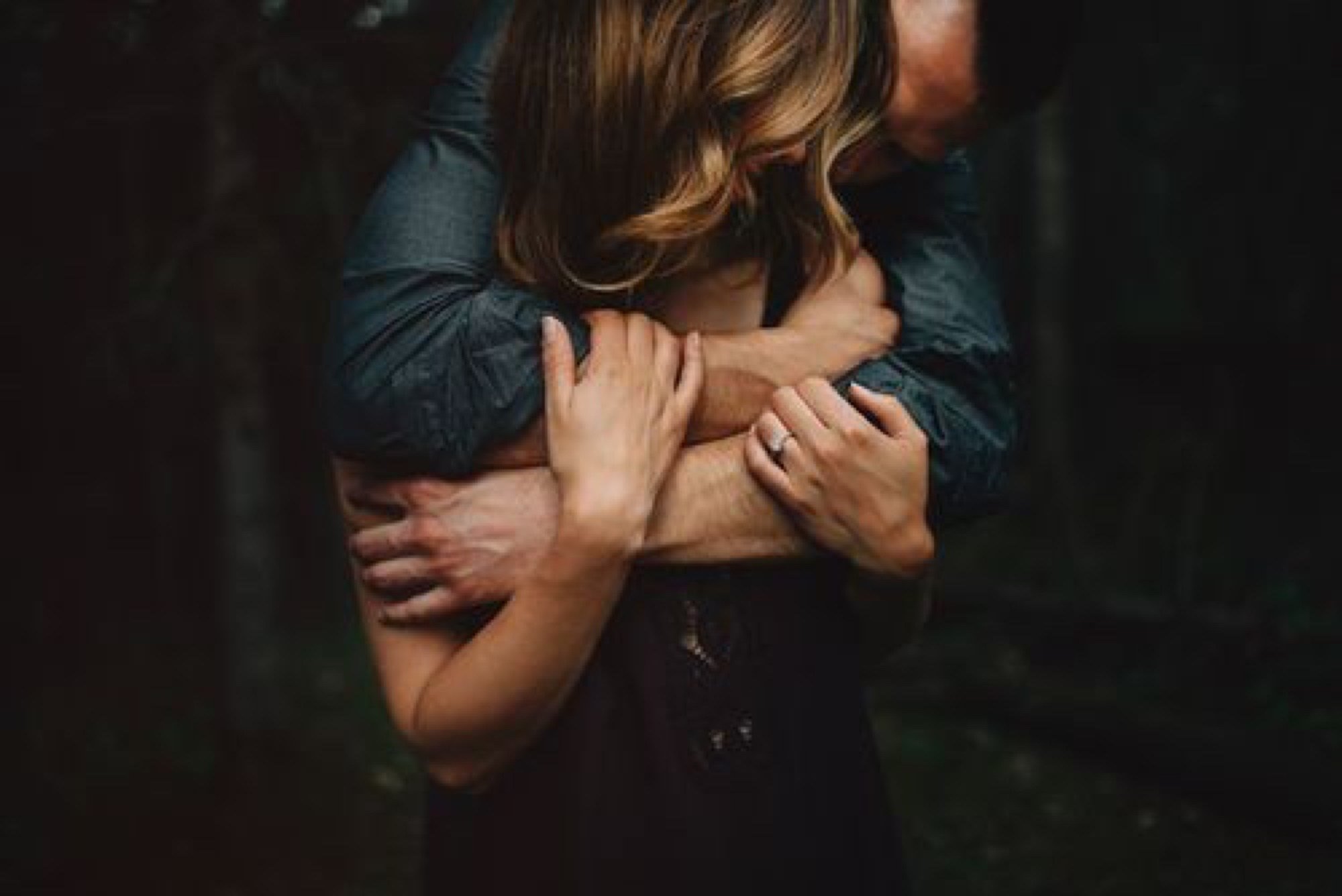 Фото парень с девушкой обнимаются (ТОП фото)