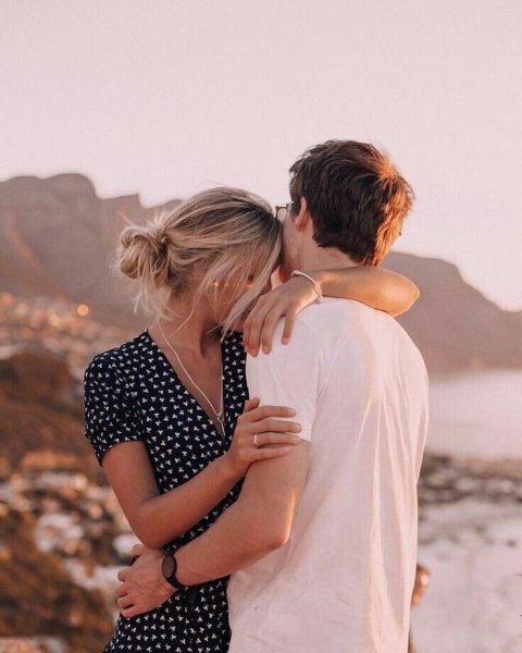 Светлана Антонова поцелуи