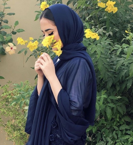 Александра Головкова фото в хиджабе