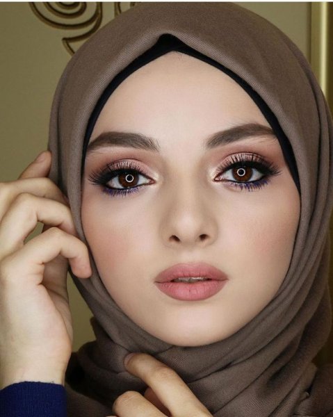 Скромная мусульманка