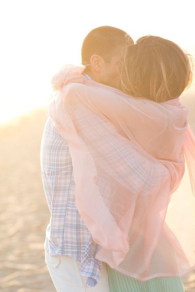 В нежных объятьях