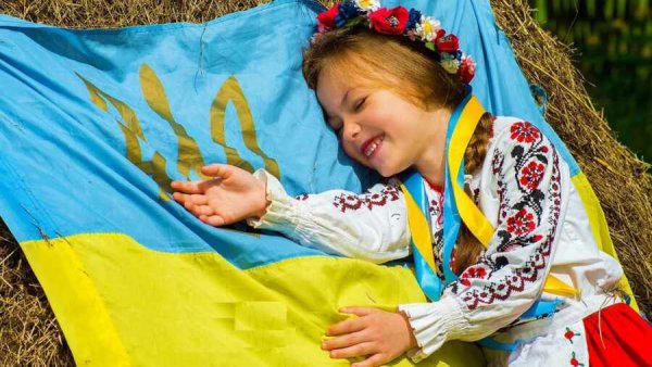 Украинский фон