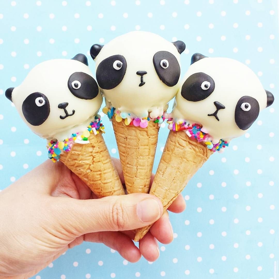 Милые сладости. Милые вкусняшки. Пирожное в виде зверей. Сладости с глазками. Мороженое в виде панды.