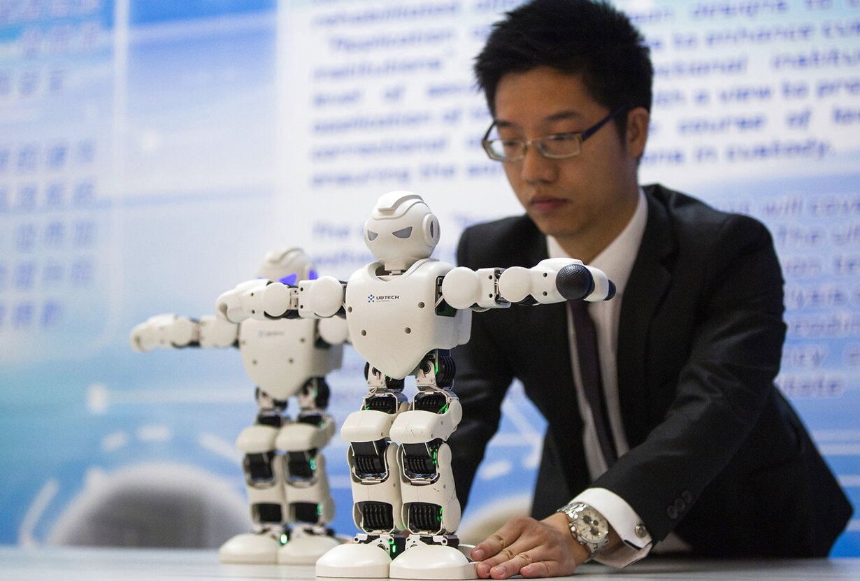 Японские разработчики. Современные роботы в Японии. Робототехника Японии. Новейшие технологии Японии. Китайские роботы.