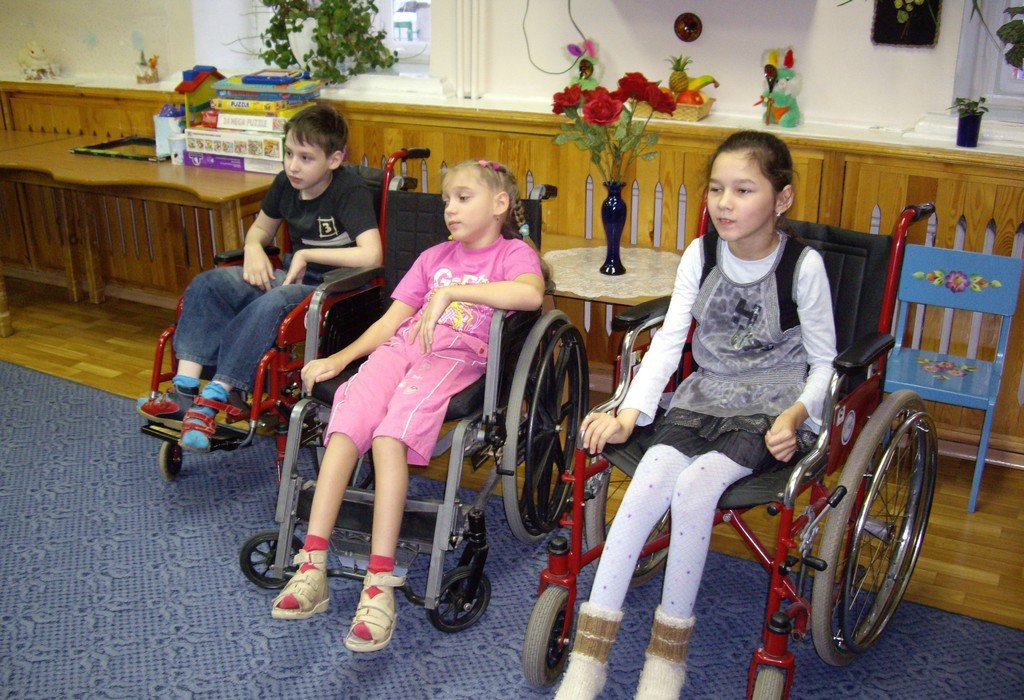 Социальная работа с семьями детьми инвалидами