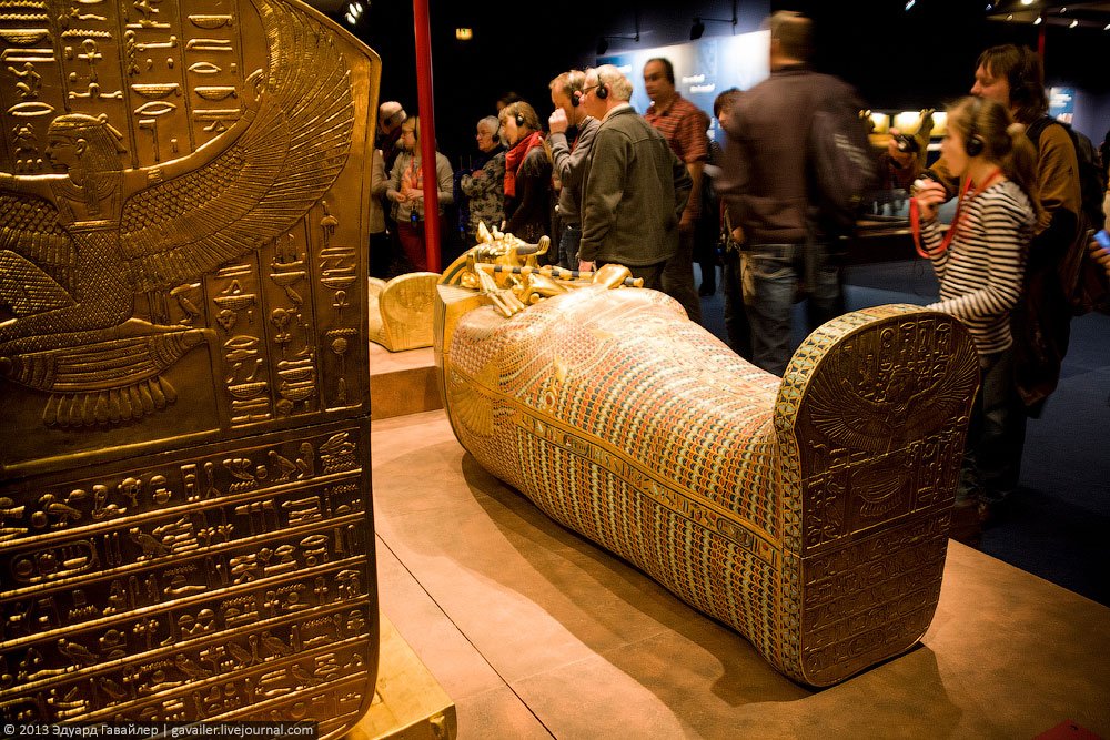 Гроб для упокоения фараонов. Саркофаг Тутанхамона. Гробница фараона Тутанхамона. Сокровища гробницы Тутанхамона. Тутанхамон сокровища гробницы.