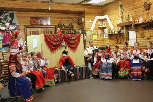 Фольклорный праздник Деревенские посиделки