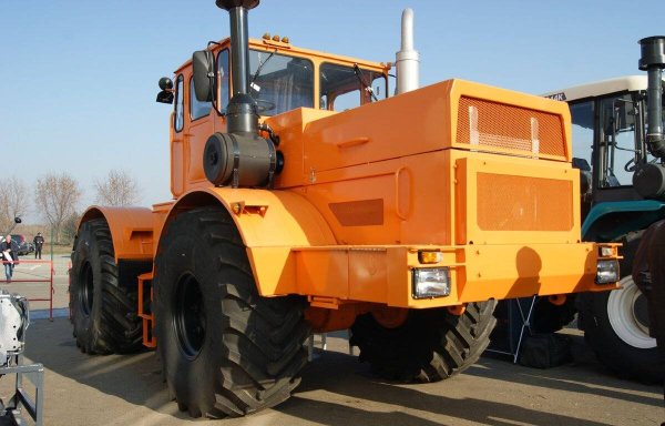 К700 Кировец трактор