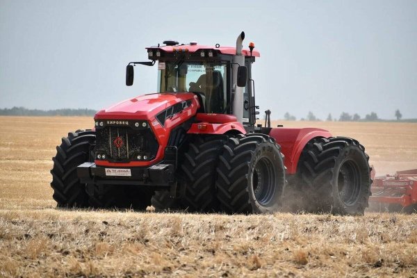 Трактор Кировец к-525