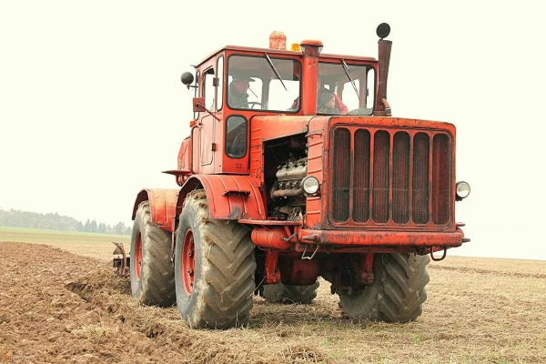 К700 Кировец трактор