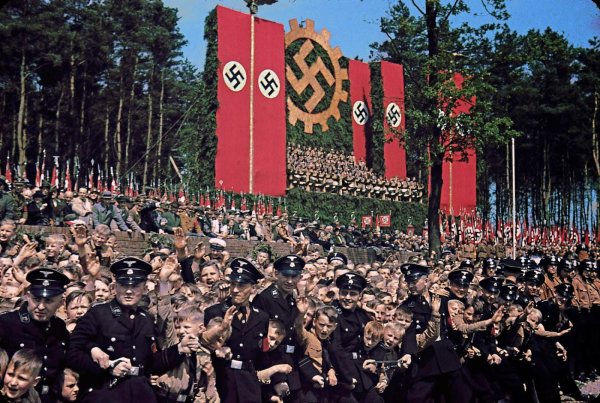 Нацистская Германия Адольф Гитлер