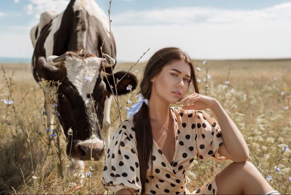 Доярка в колхозе