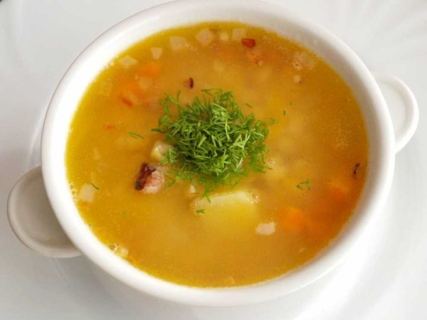 Суп картофельный с горохом