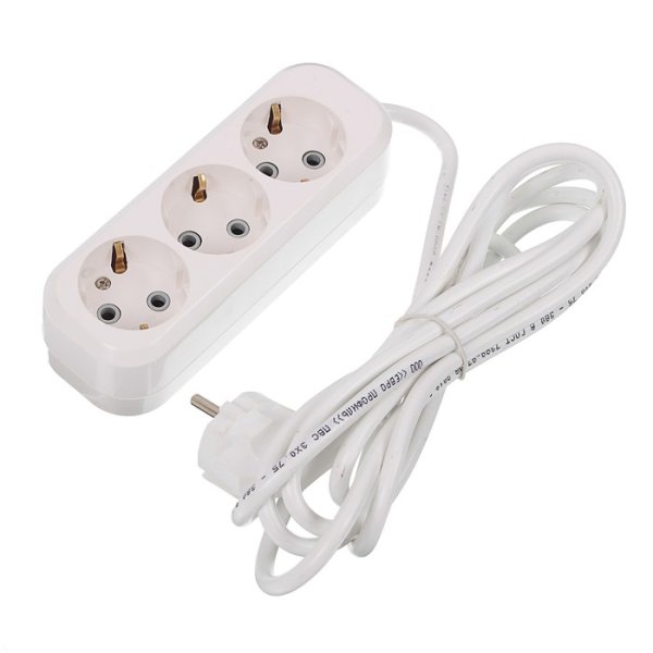 Удлинитель универсал 4гн 3м з/к выкл. ПВС 3*1