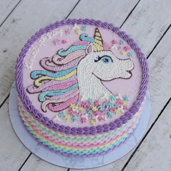 Торт кремовый Единорог для девочки