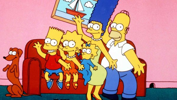 The Simpsons на диване