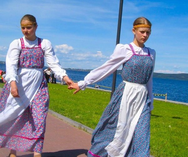 Национальные костюмы Карелов Карелии