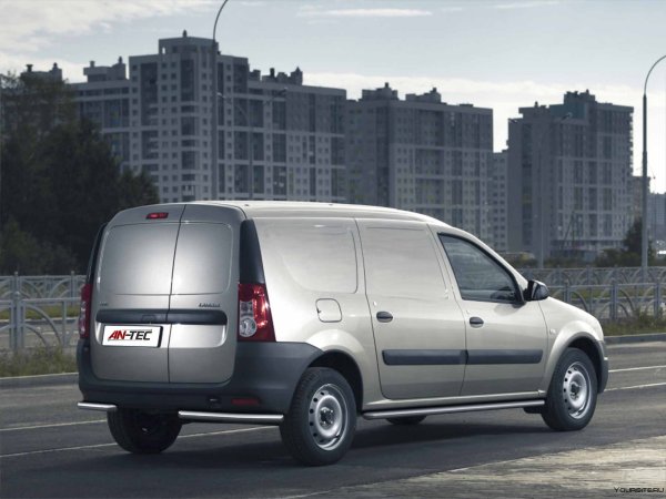 Lada Largus 2012