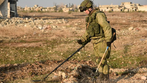 Сапёр военный