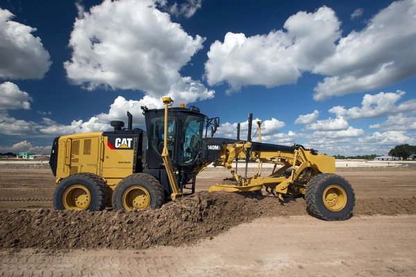 Машинист автогрейдера ДЗ-98, Caterpillar 160