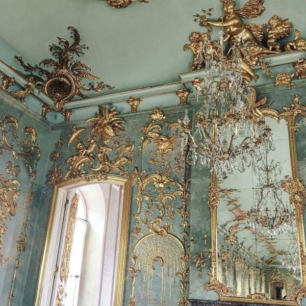 Дворец Шарлоттенбург стиль рококо