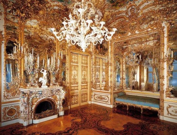 Дворец Херренкимзее интерьеры