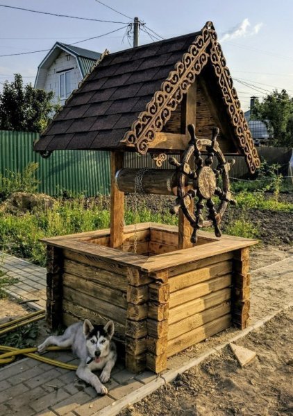 Красивые колодцы из дерева