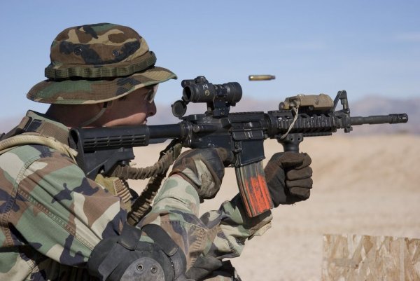 Штурмовая винтовка m4