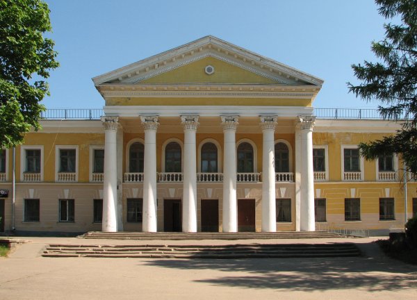 Гатчинский дворец культуры