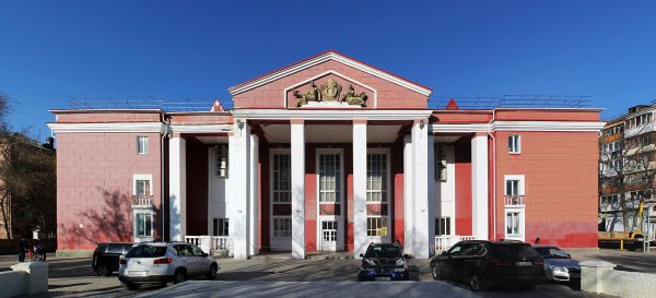 ДК Искра Самара красная Глинка