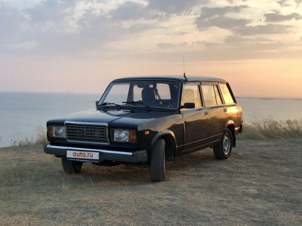 Lada 2104