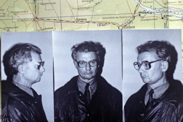 Андрей Чикатило в молодости