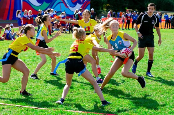 Спортивные игры в команде