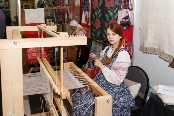 Загородникова Наталья Ткачество